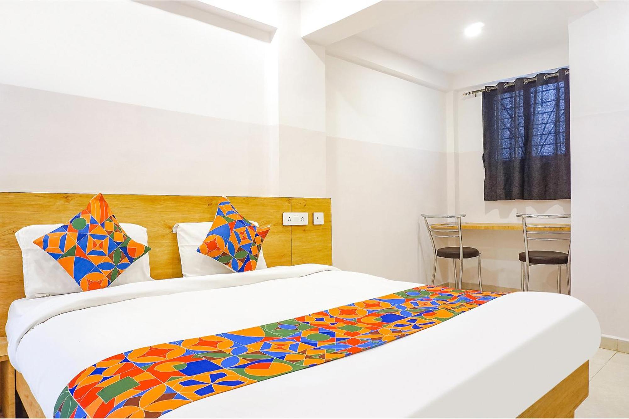 Fabhotel Saffron Inn I - Nr Darshan Museum Pune Exterior photo