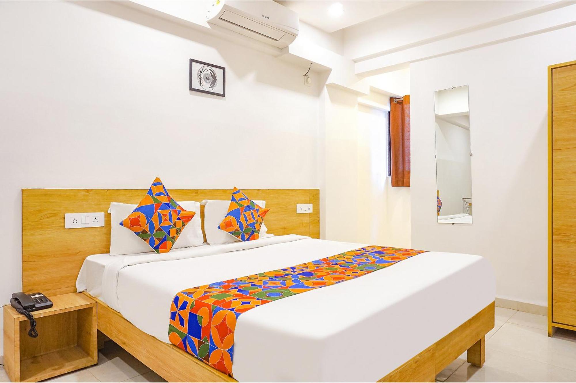 Fabhotel Saffron Inn I - Nr Darshan Museum Pune Exterior photo