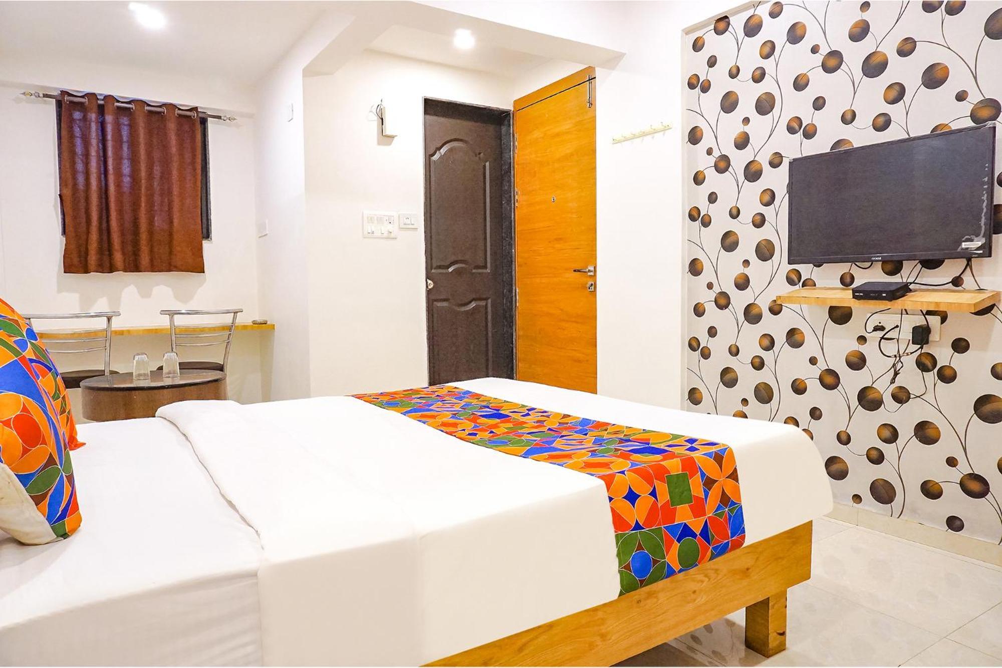 Fabhotel Saffron Inn I - Nr Darshan Museum Pune Exterior photo