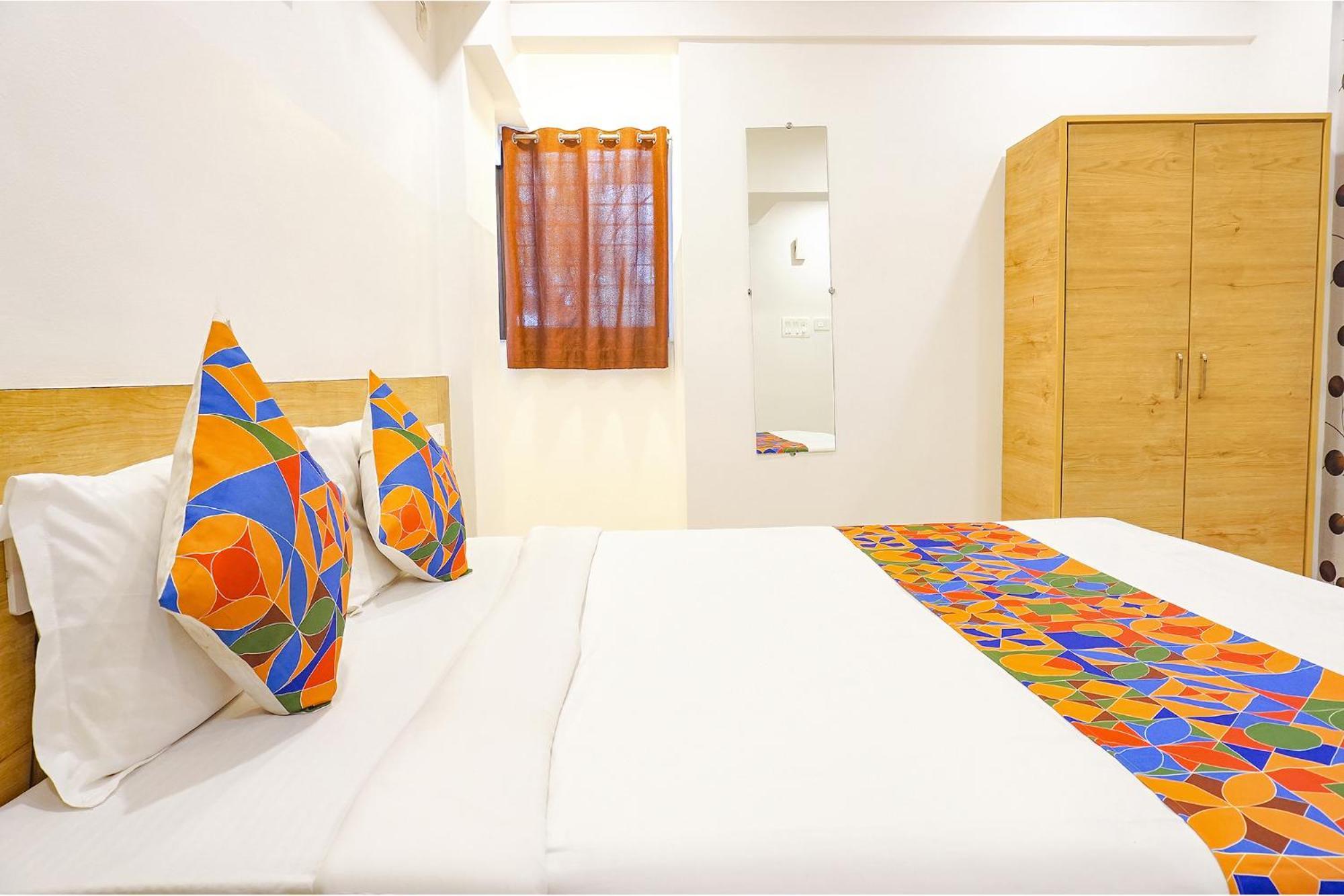 Fabhotel Saffron Inn I - Nr Darshan Museum Pune Exterior photo